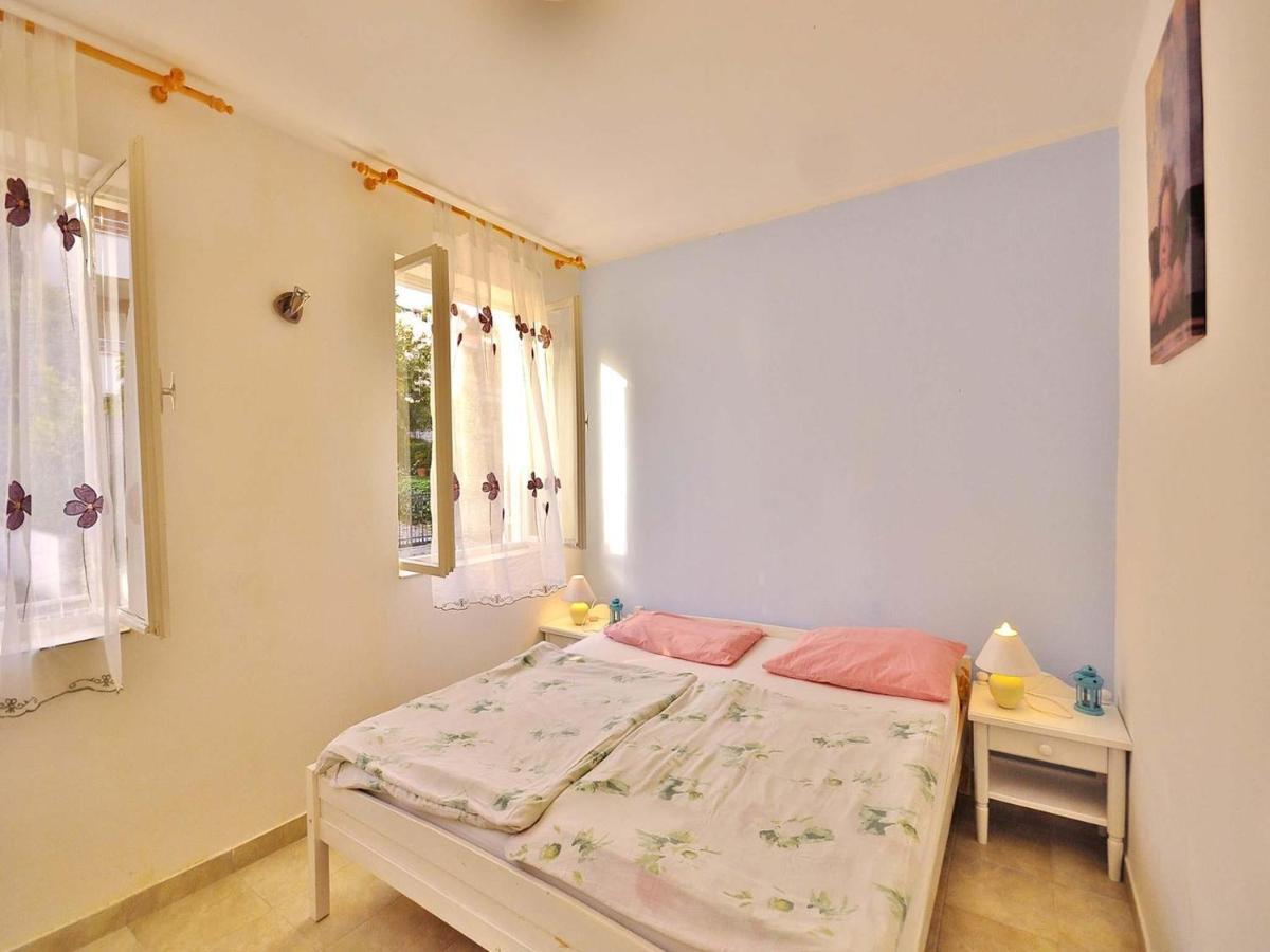 Apartments Miro 636 โรวีน ภายนอก รูปภาพ