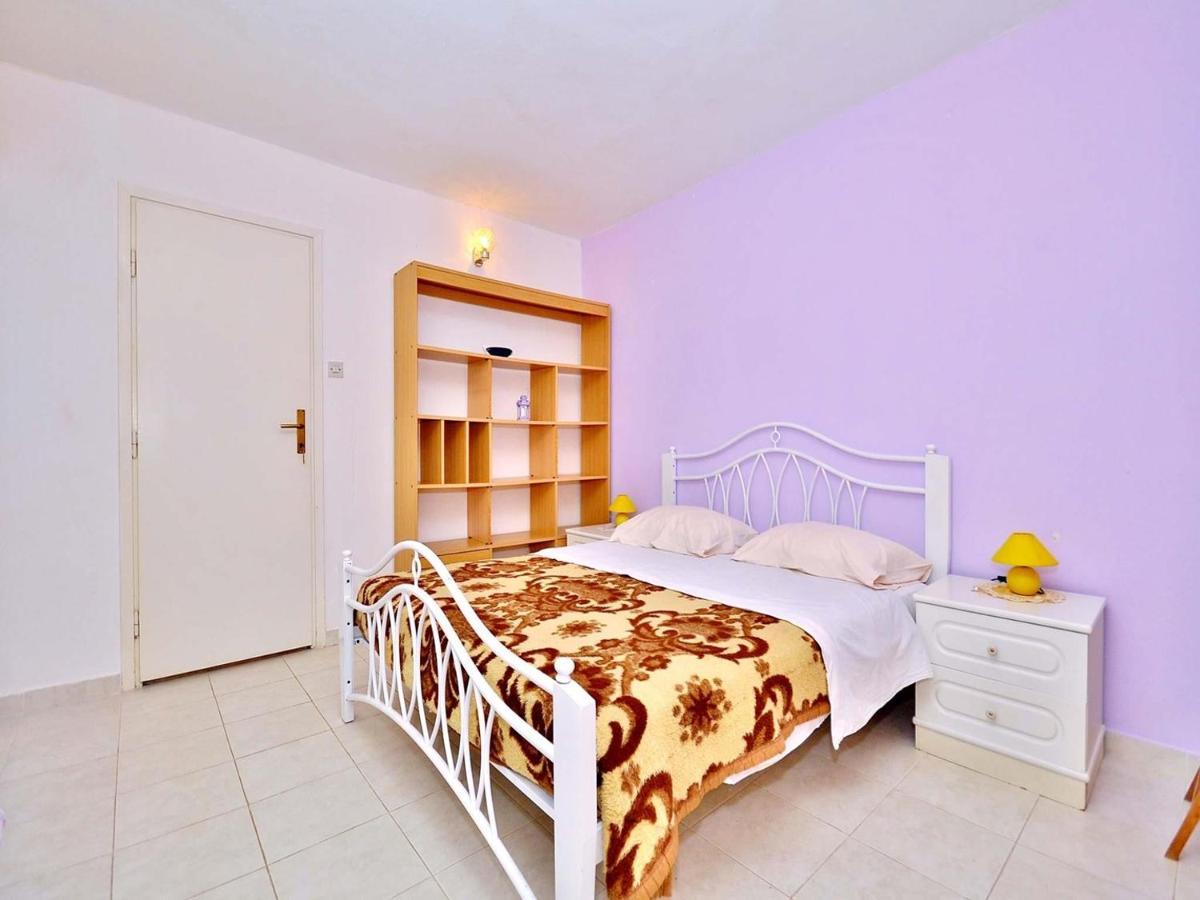Apartments Miro 636 โรวีน ภายนอก รูปภาพ