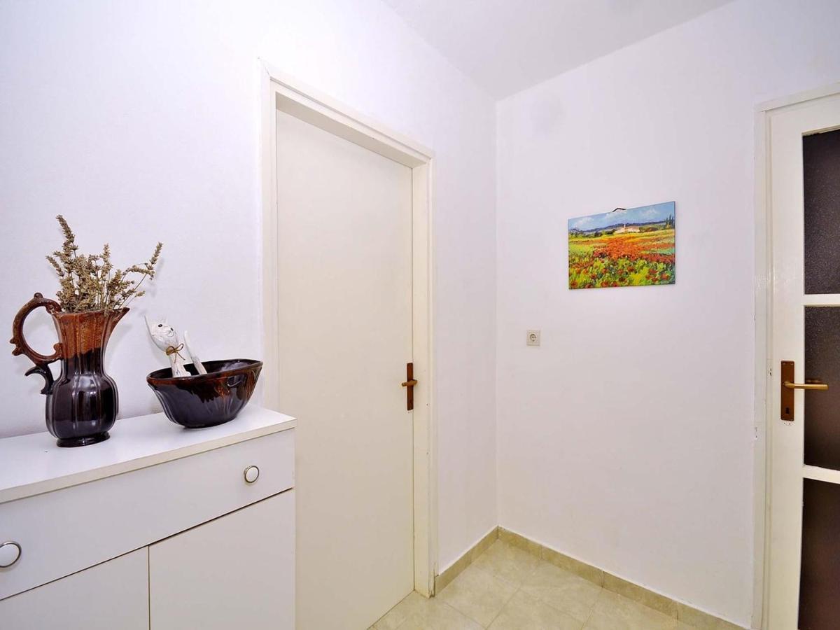 Apartments Miro 636 โรวีน ภายนอก รูปภาพ